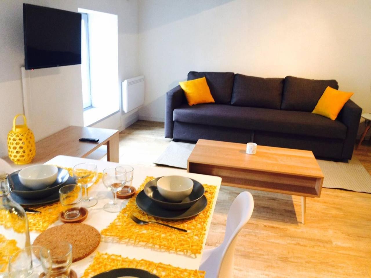 Appartement Au pied de la Cité à Carcassonne Extérieur photo